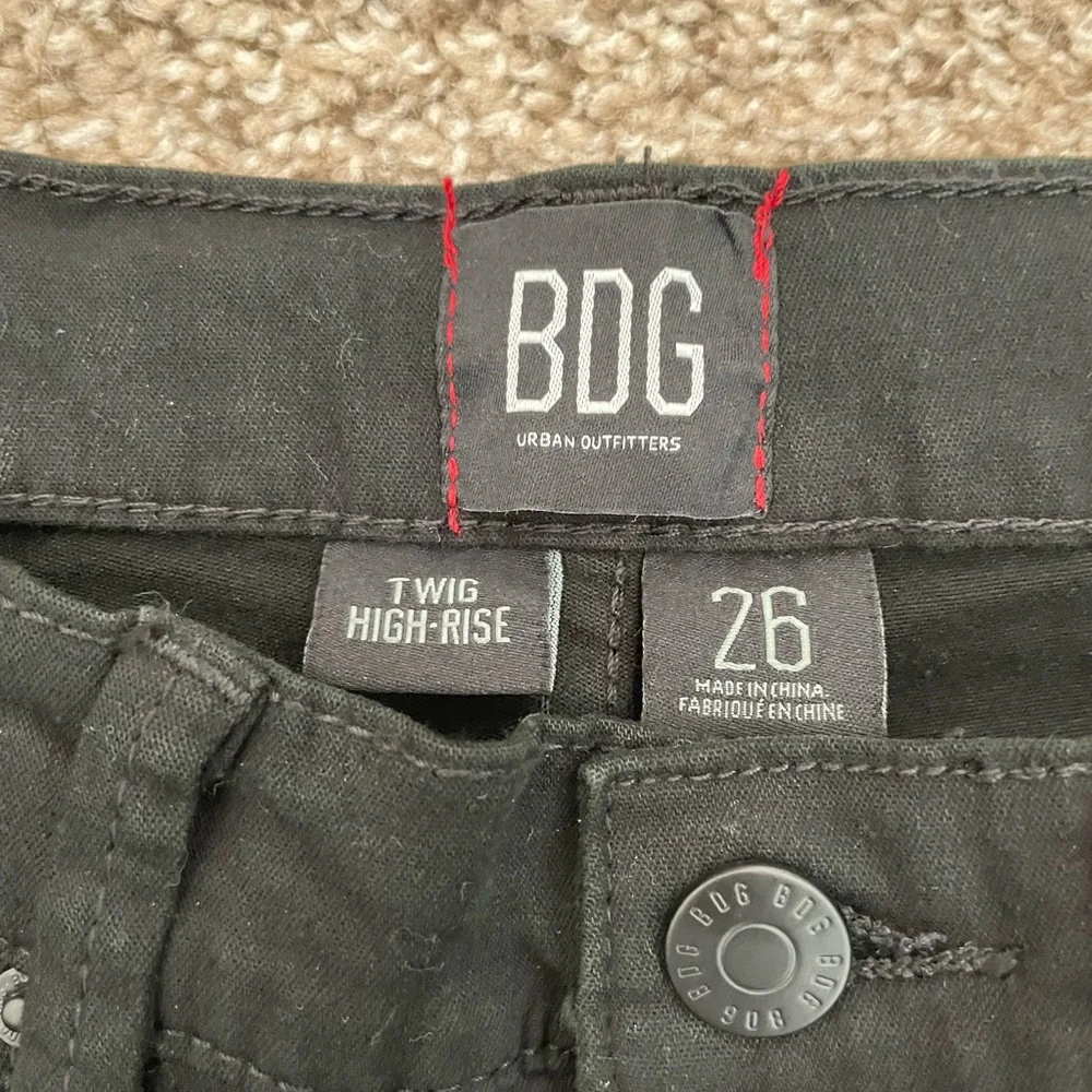 BDG Twig High-Waisted Skinny Jean - Picture 4 of 4